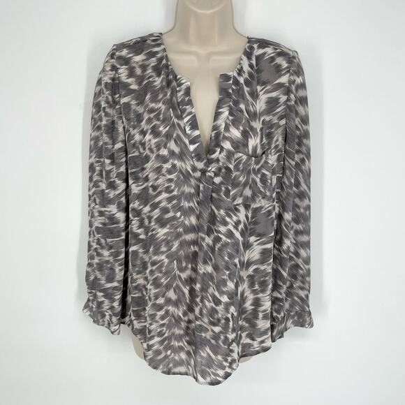 Joie Women's V-Neck Silk Tunic Blouse Size S Gray White Animal Print Lightweight - Picture 1 of 9
